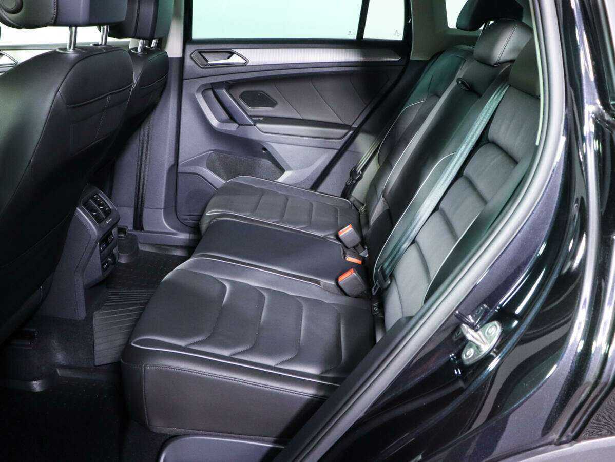 Купить Volkswagen Tiguan с пробегом. Фото: #9