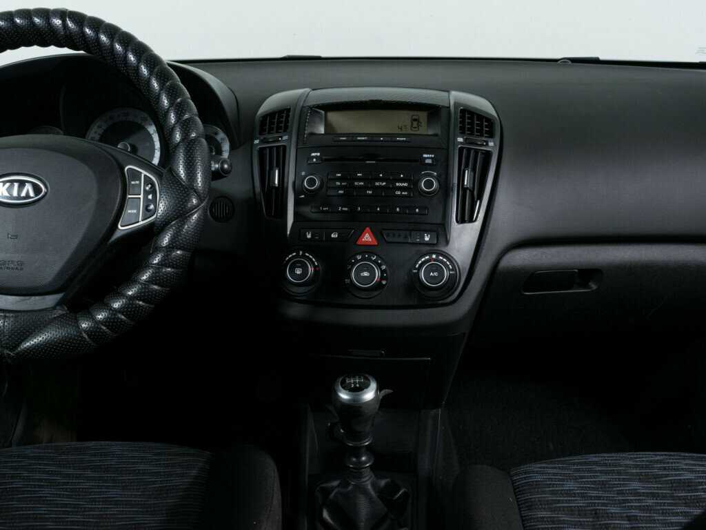 Купить Kia Ceed с пробегом. Фото: #7