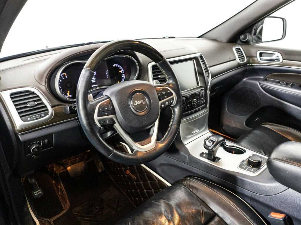 Купить Jeep Grand Cherokee с пробегом. Фото: #10