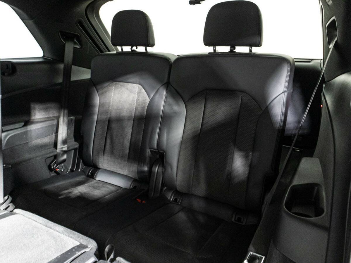 Купить Audi Q7 с пробегом. Фото: #18