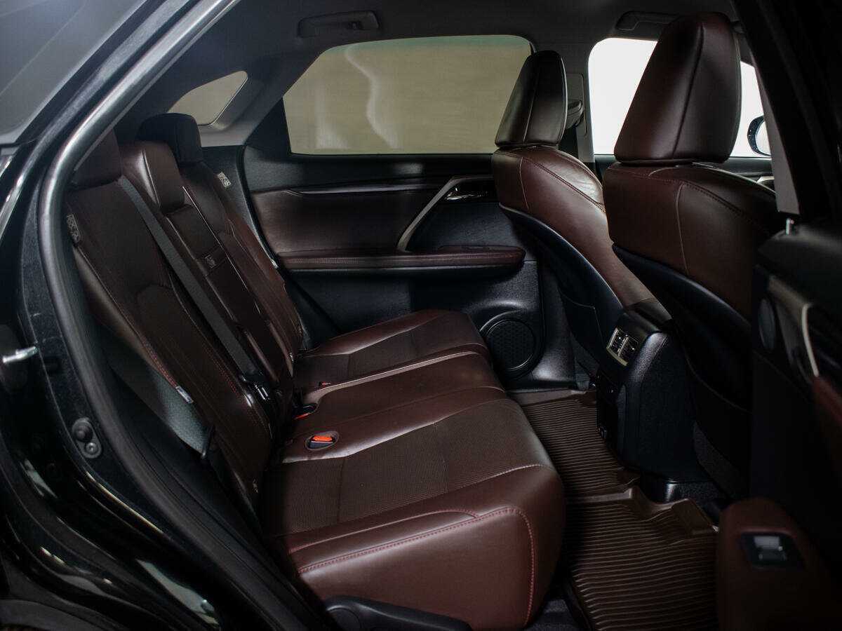 Купить Lexus RX с пробегом. Фото: #9