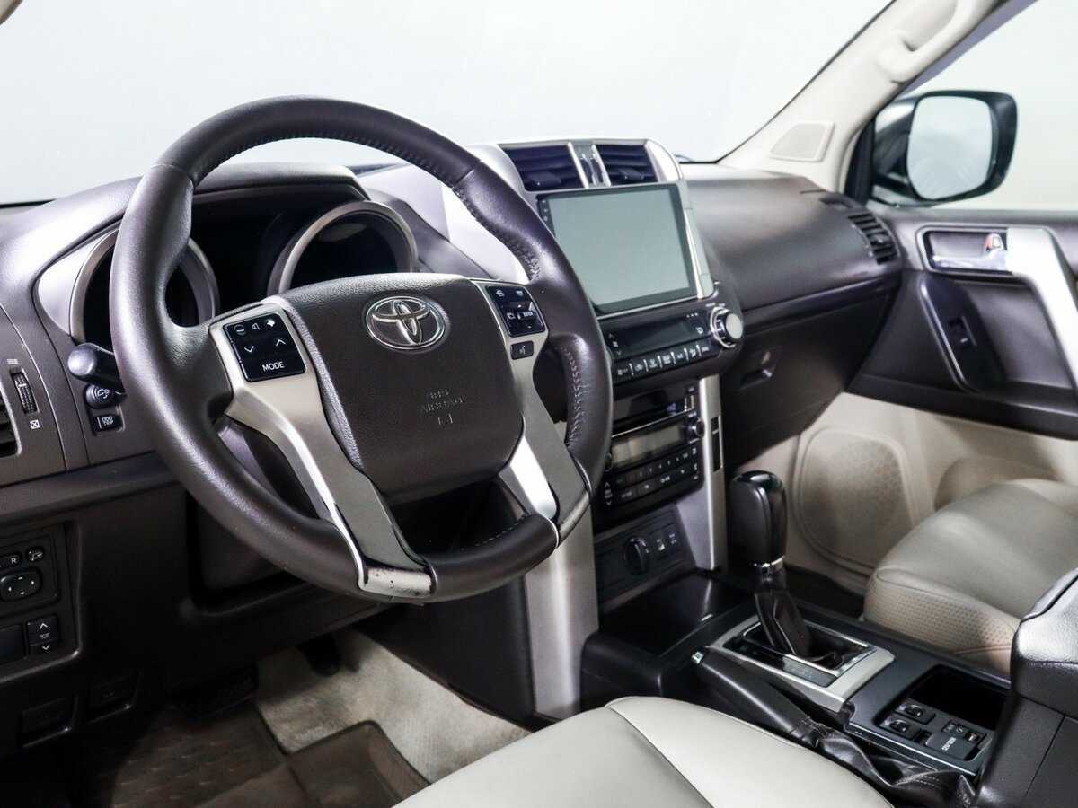 Купить Toyota Land Cruiser Prado с пробегом. Фото: #10