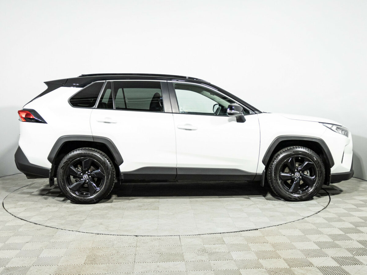 Купить Toyota RAV4 с пробегом. Фото: #3
