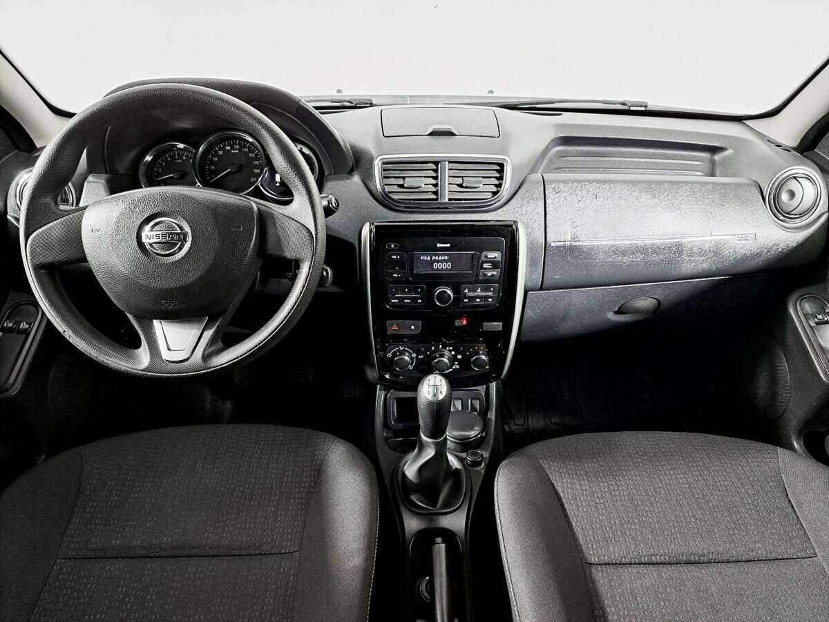 Купить Nissan Terrano с пробегом. Фото: #9