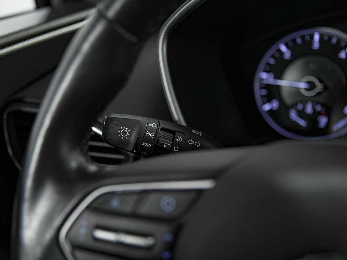 Купить Hyundai Santa Fe с пробегом. Фото: #7