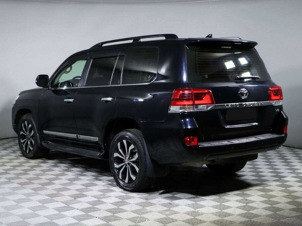 Купить Toyota Land Cruiser с пробегом. Фото: #4