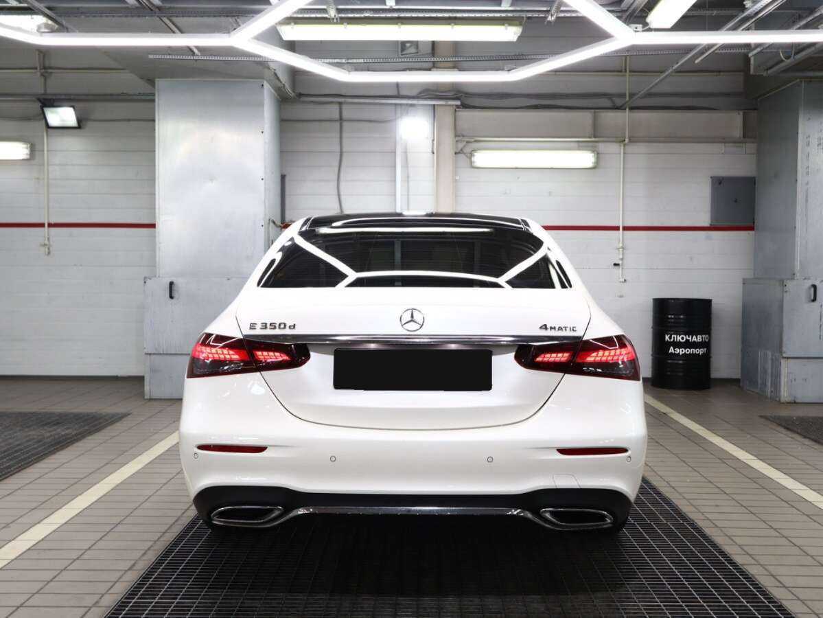 Купить Mercedes-Benz E-Класс с пробегом. Фото: #3
