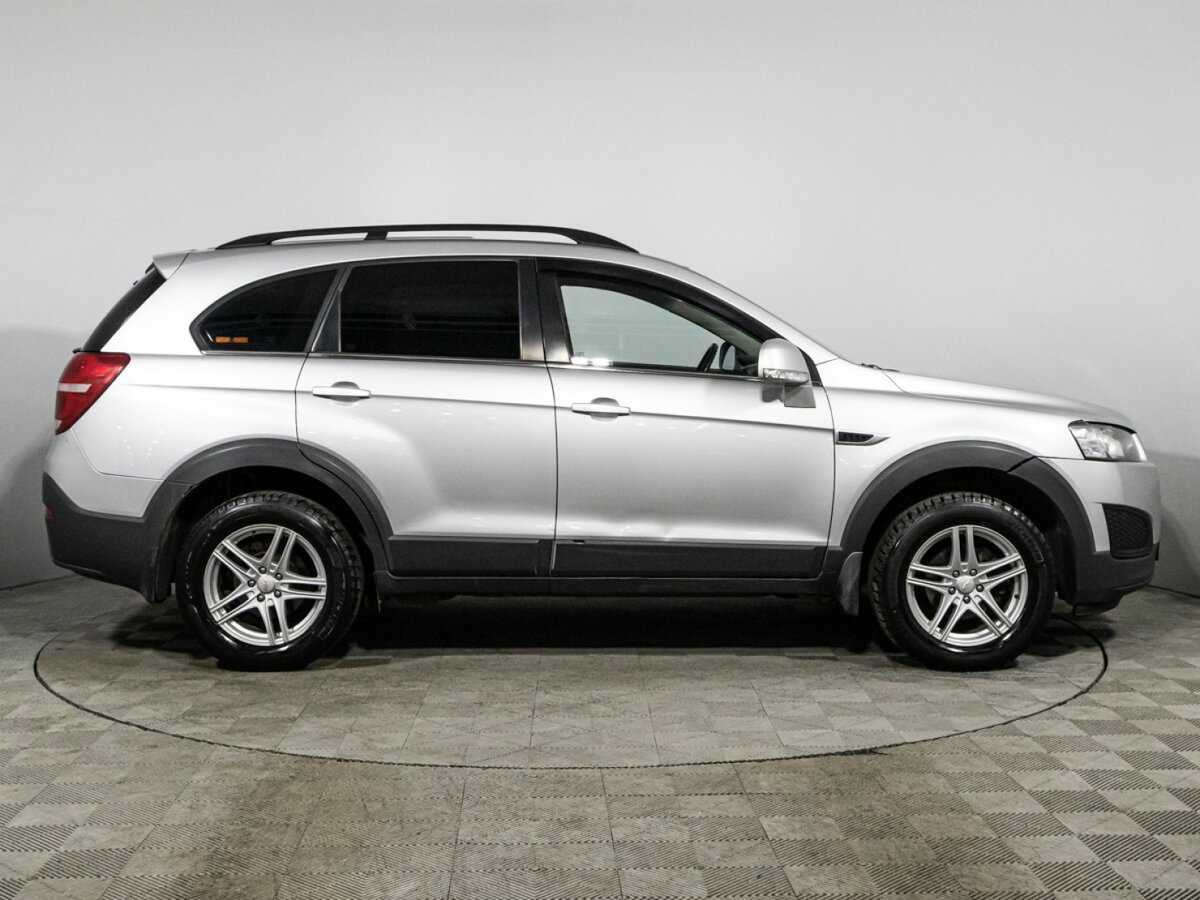 Купить Chevrolet Captiva с пробегом. Фото: #3