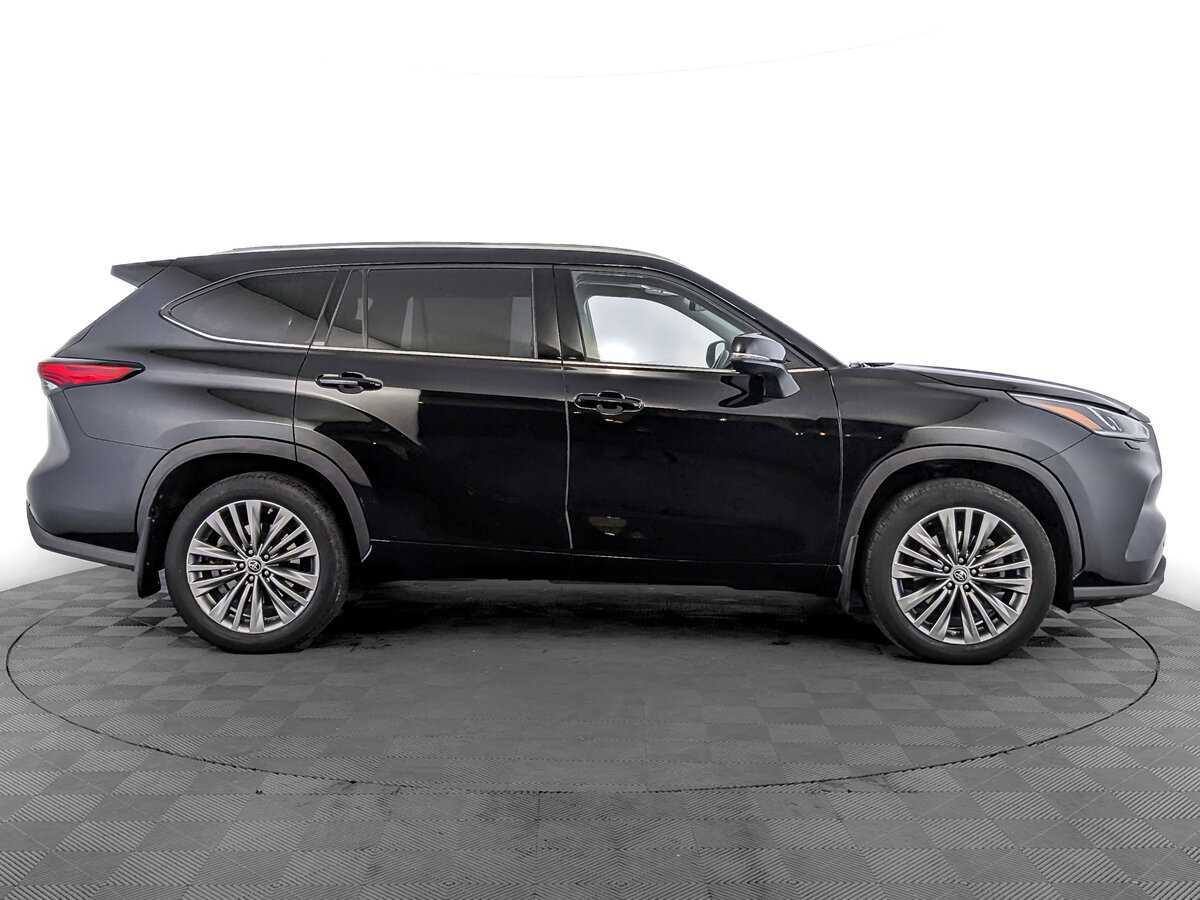 Купить Toyota Highlander с пробегом. Фото: #3