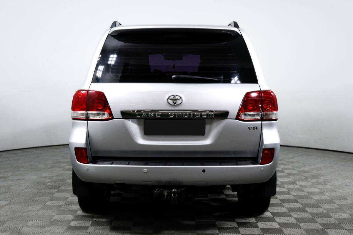 Купить Toyota Land Cruiser с пробегом. Фото: #4