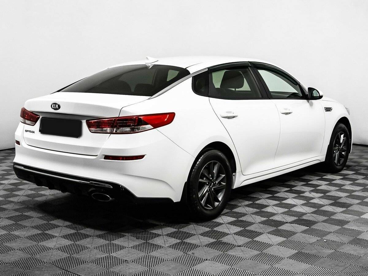 Купить Kia Optima с пробегом. Фото: #4