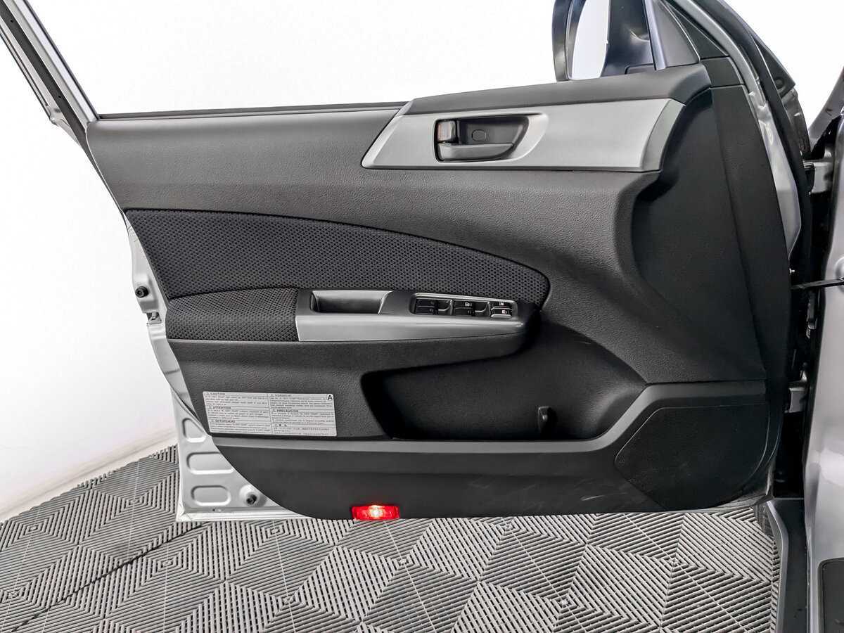 Купить Subaru Forester с пробегом. Фото: #14