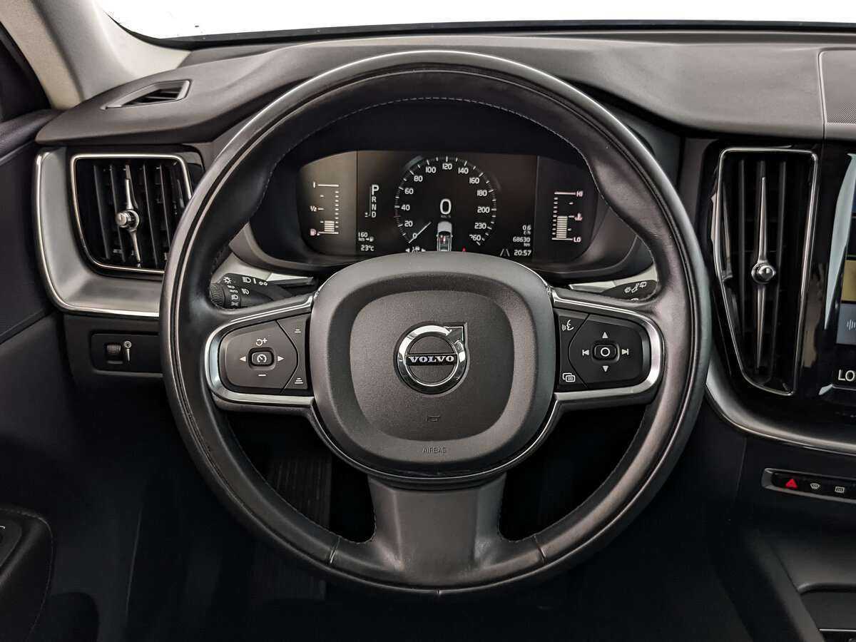 Купить Volvo XC60 с пробегом. Фото: #17