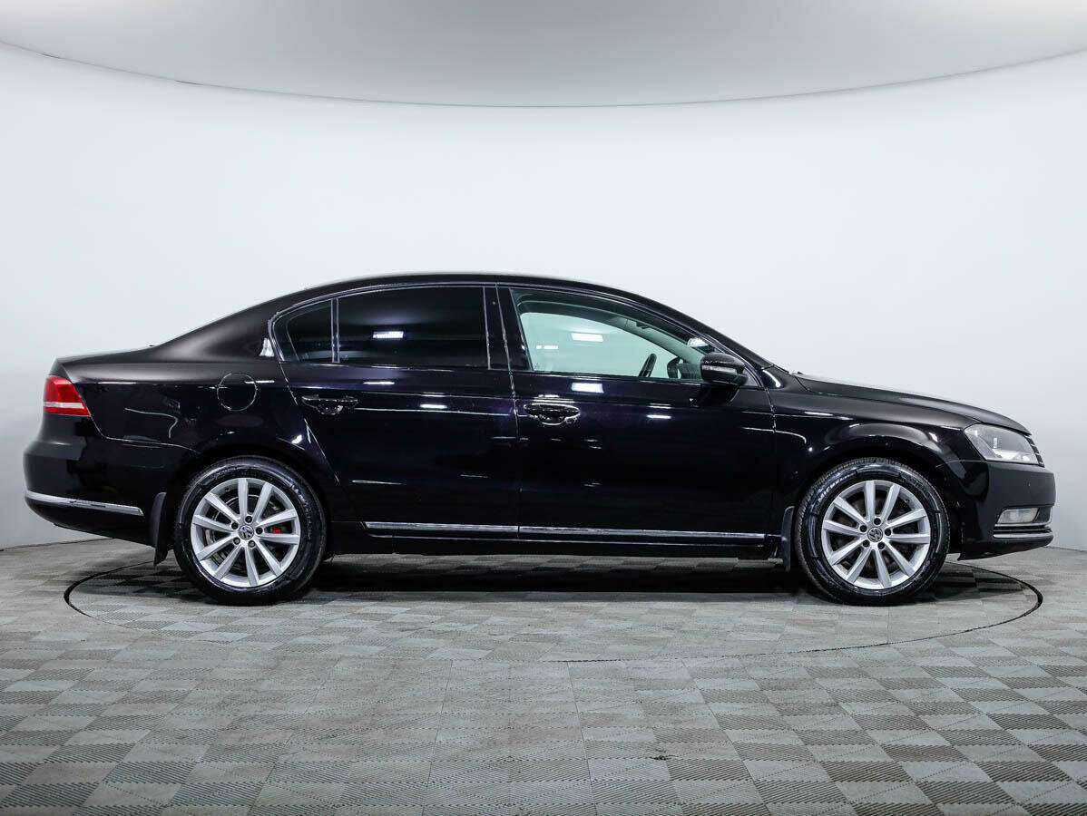 Купить Volkswagen Passat с пробегом. Фото: #2