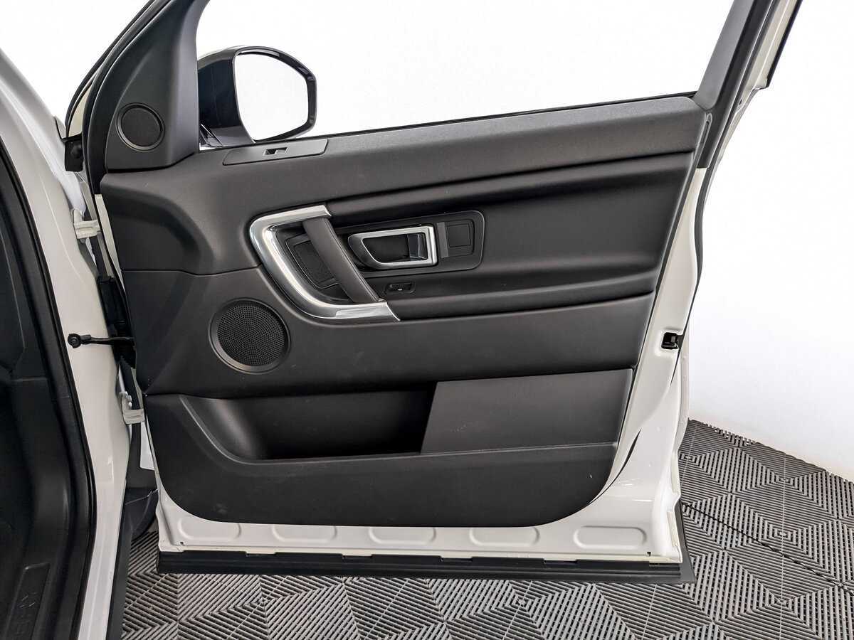 Купить Land Rover Discovery Sport с пробегом. Фото: #24