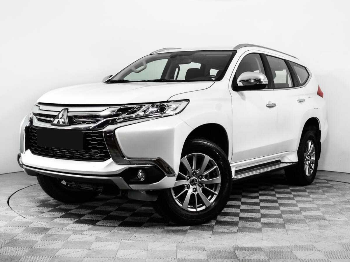 Купить Mitsubishi Pajero Sport с пробегом. Фото: #0