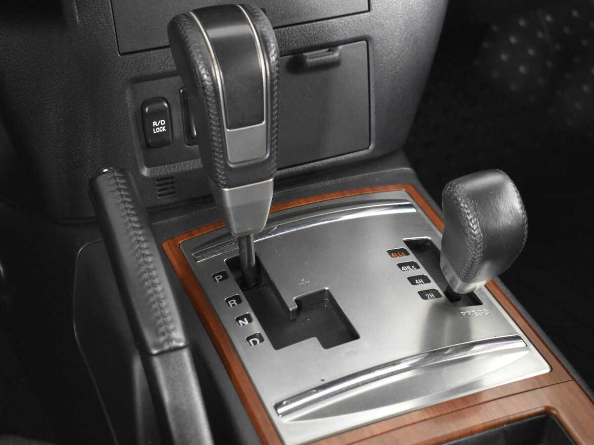 Купить Mitsubishi Pajero с пробегом. Фото: #14