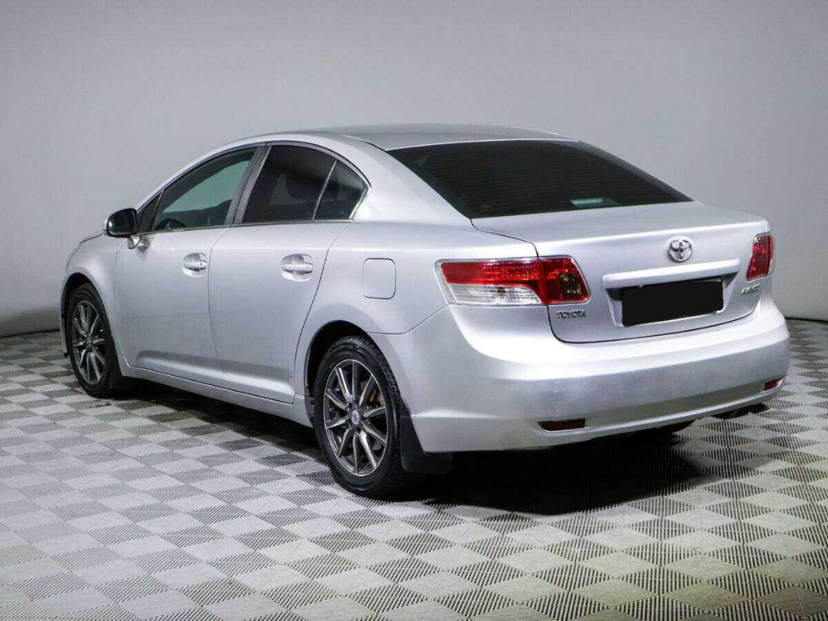 Купить Toyota Avensis с пробегом. Фото: #2