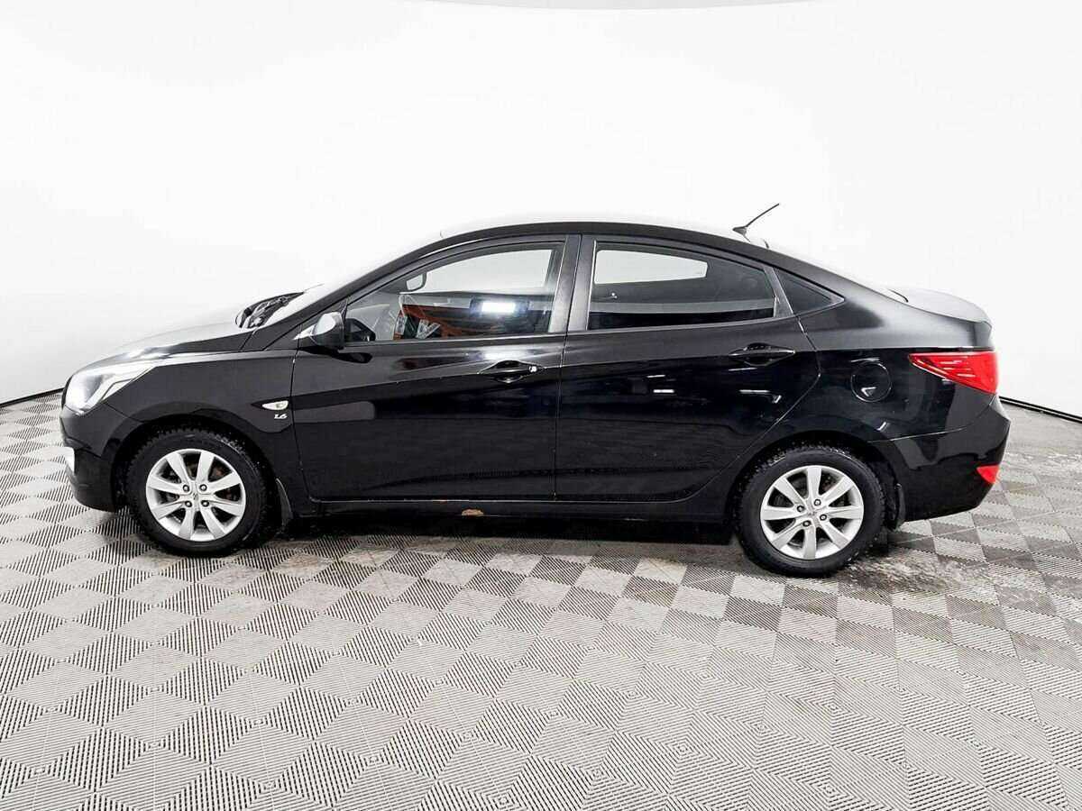Купить Hyundai Solaris с пробегом. Фото: #7