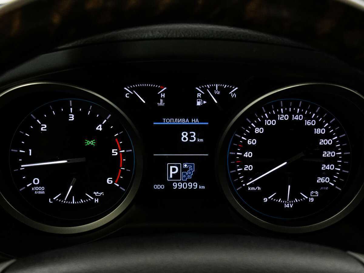 Купить Toyota Land Cruiser с пробегом. Фото: #32