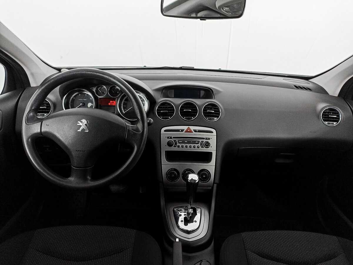 Купить Peugeot 408 с пробегом. Фото: #8