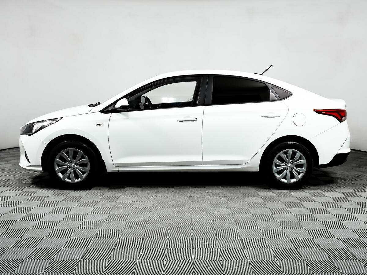 Купить Hyundai Solaris с пробегом. Фото: #7