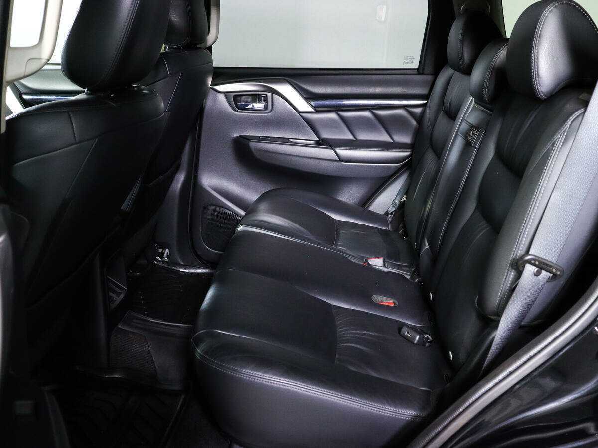 Купить Mitsubishi Pajero Sport с пробегом. Фото: #9