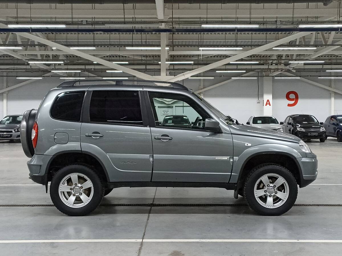 Купить Chevrolet Niva с пробегом. Фото: #3