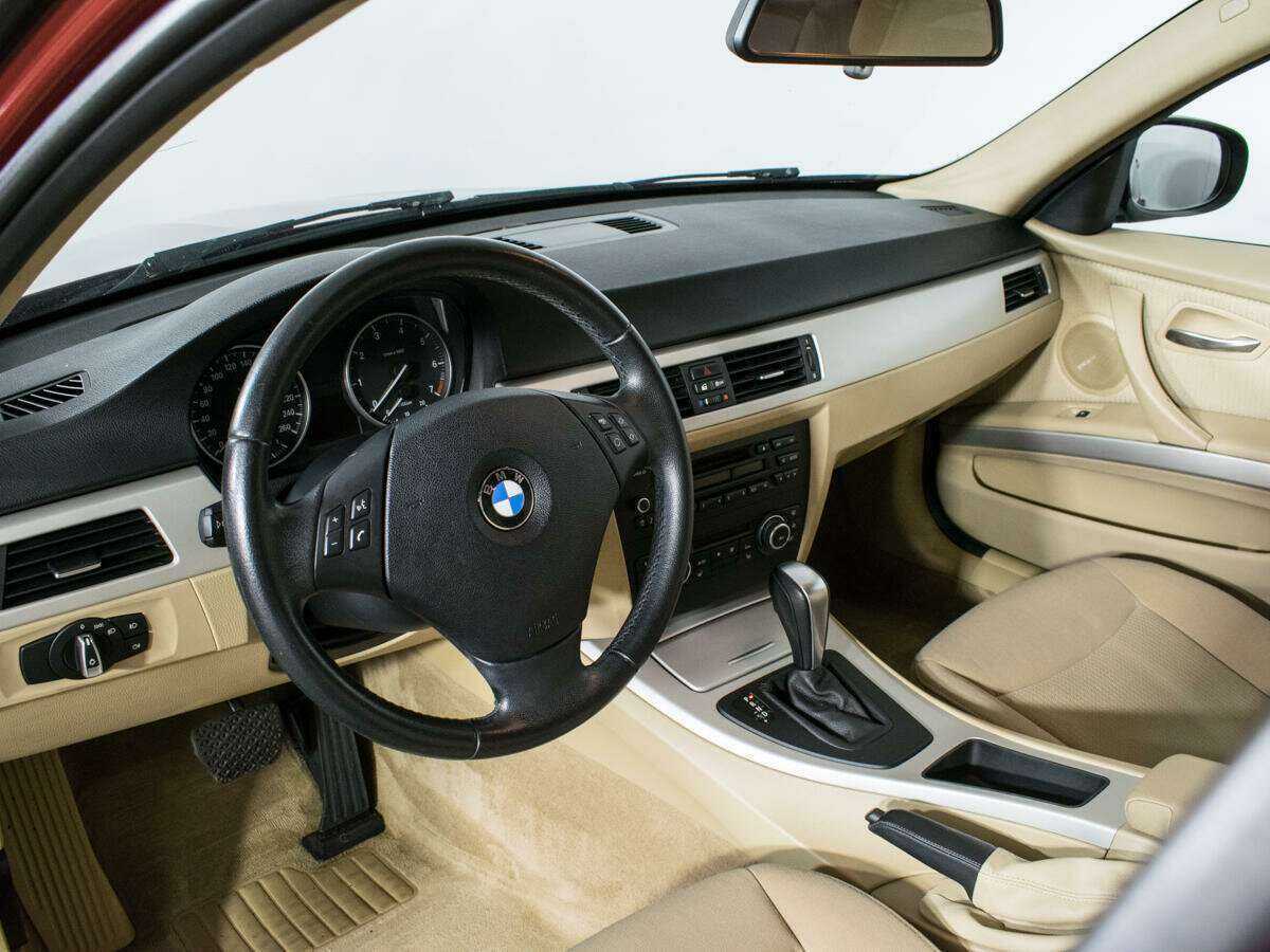 Купить BMW 3 серии с пробегом. Фото: #12