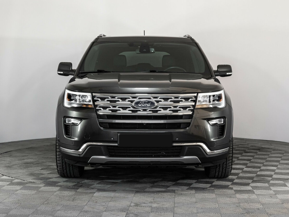 Купить Ford Explorer с пробегом. Фото: #1