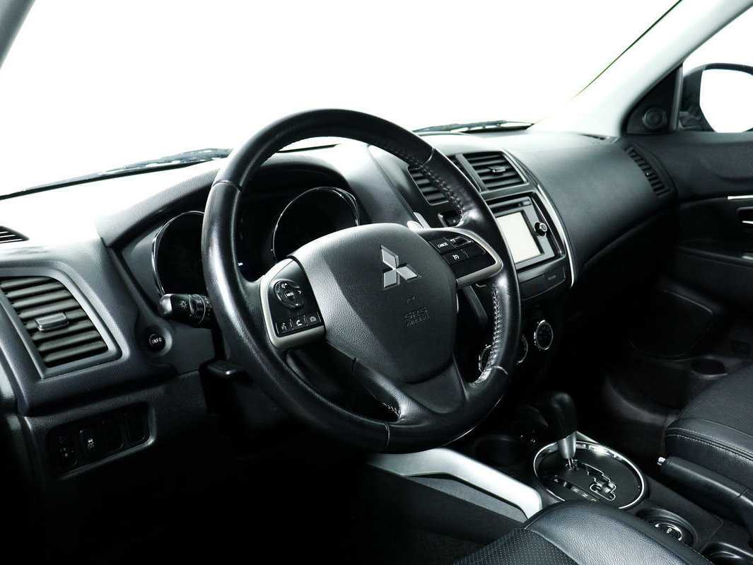 Купить Mitsubishi ASX с пробегом. Фото: #12