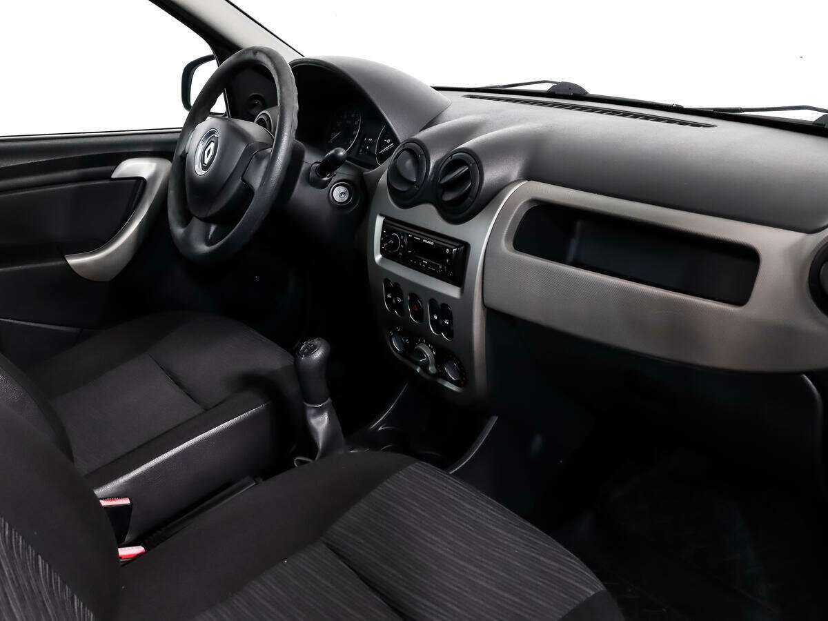Купить Renault Logan с пробегом. Фото: #10