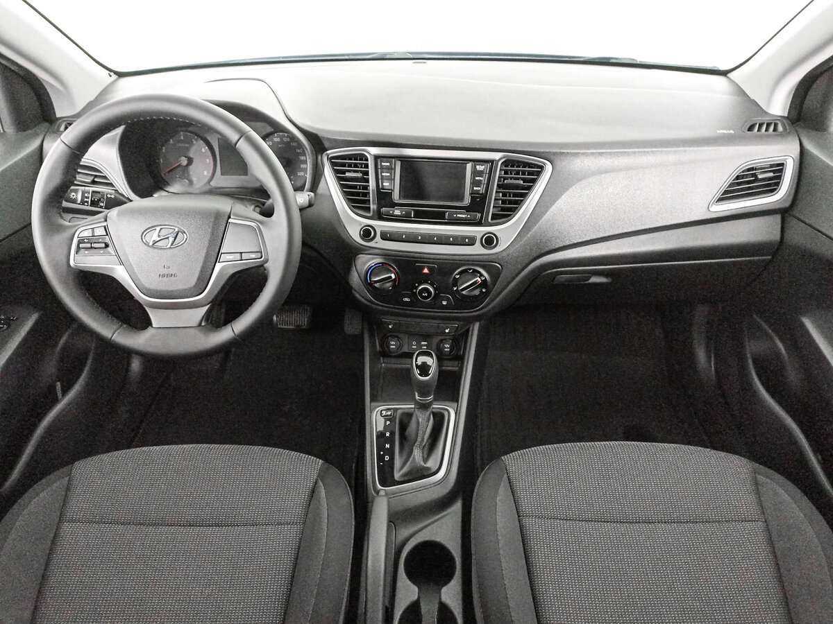 Купить Hyundai Solaris с пробегом. Фото: #11