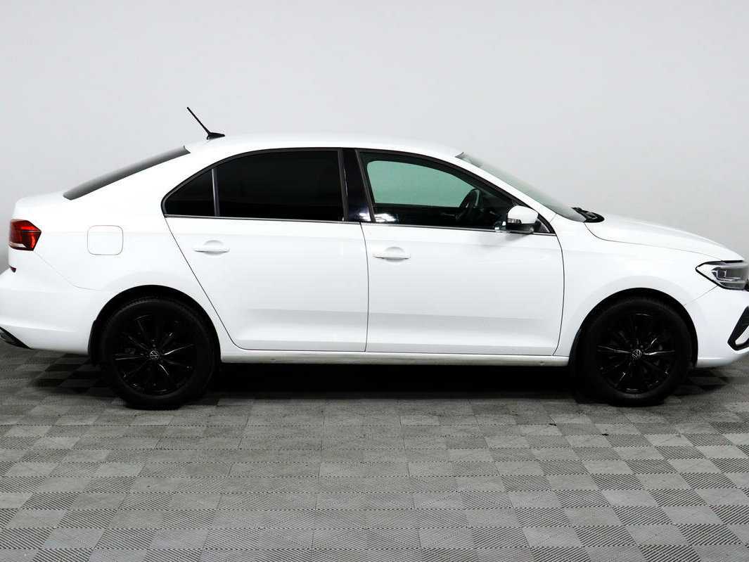 Купить Volkswagen Polo с пробегом. Фото: #3