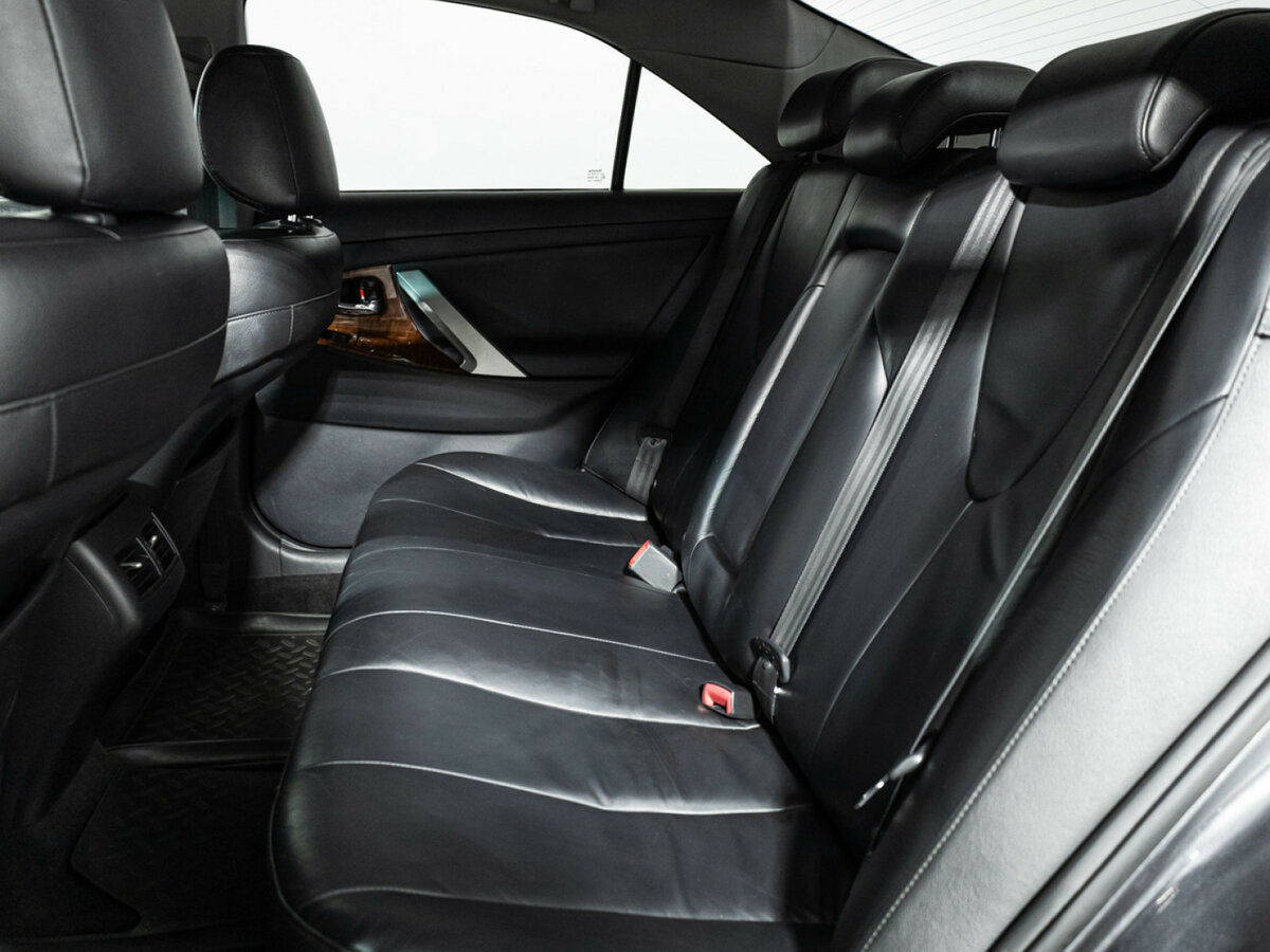 Купить Toyota Camry с пробегом. Фото: #9