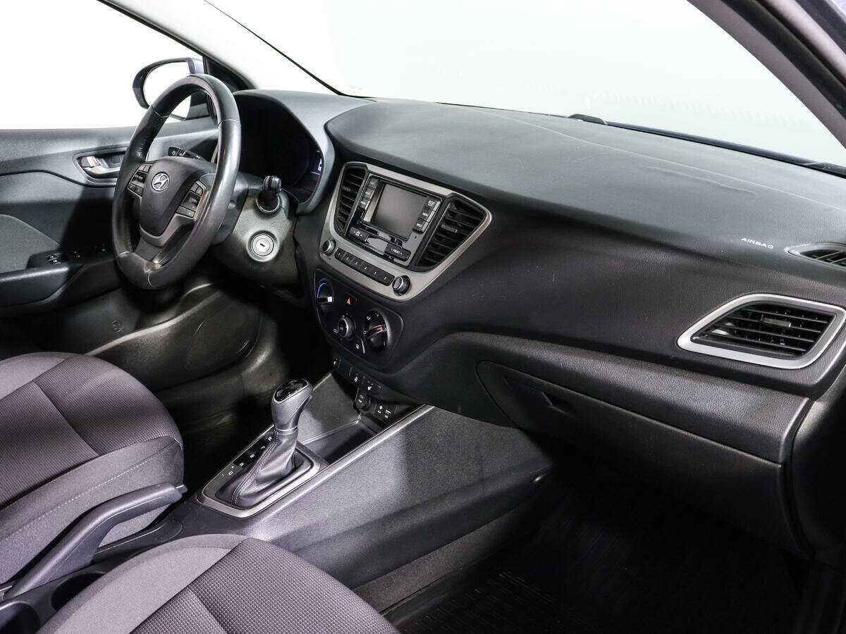 Купить Hyundai Solaris с пробегом. Фото: #7