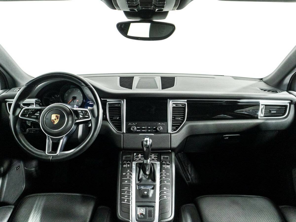Купить Porsche Macan с пробегом. Фото: #12