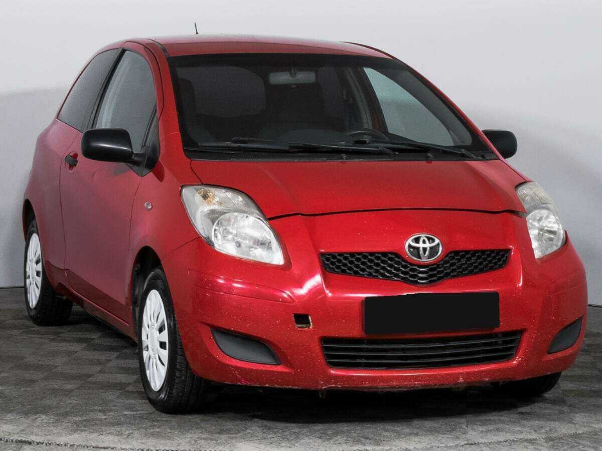 Купить Toyota Yaris с пробегом. Фото: #2