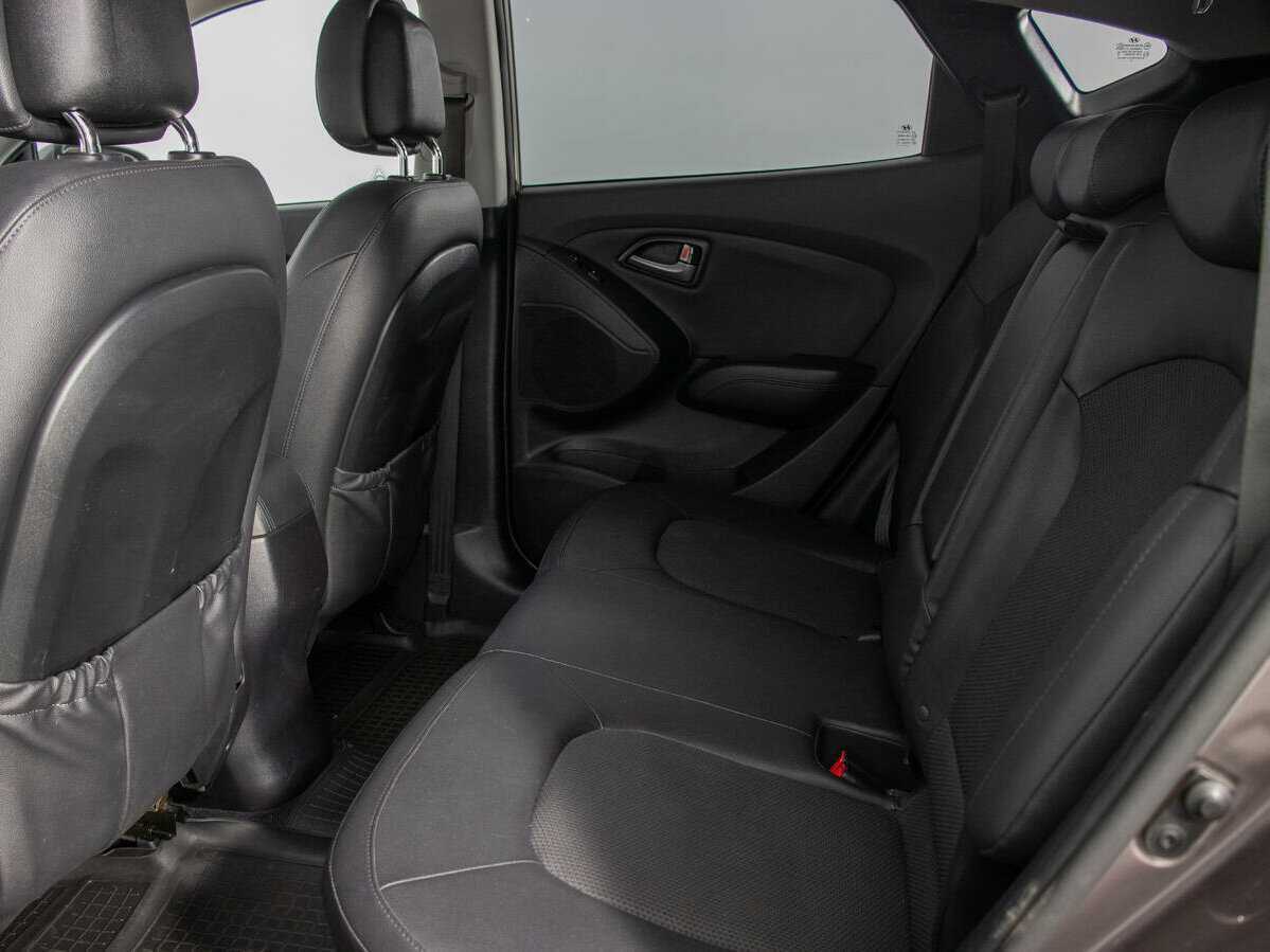 Купить Hyundai ix35 с пробегом. Фото: #12