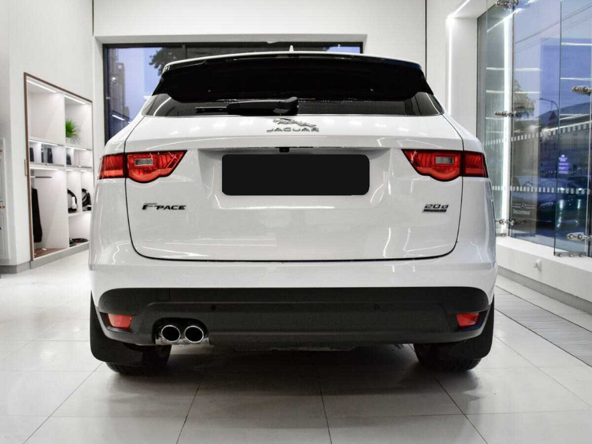 Купить Jaguar F-Pace с пробегом. Фото: #3