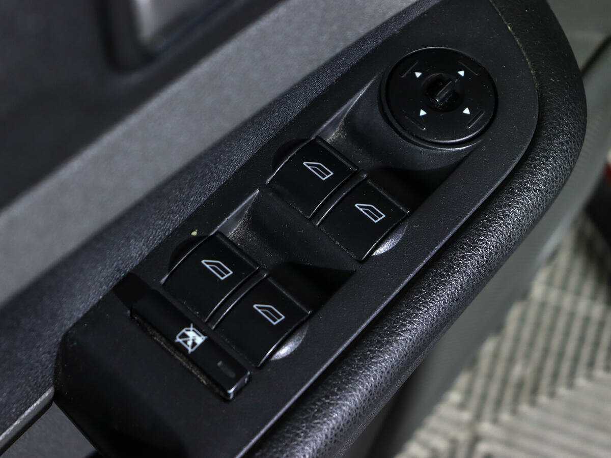Купить Ford Focus с пробегом. Фото: #15