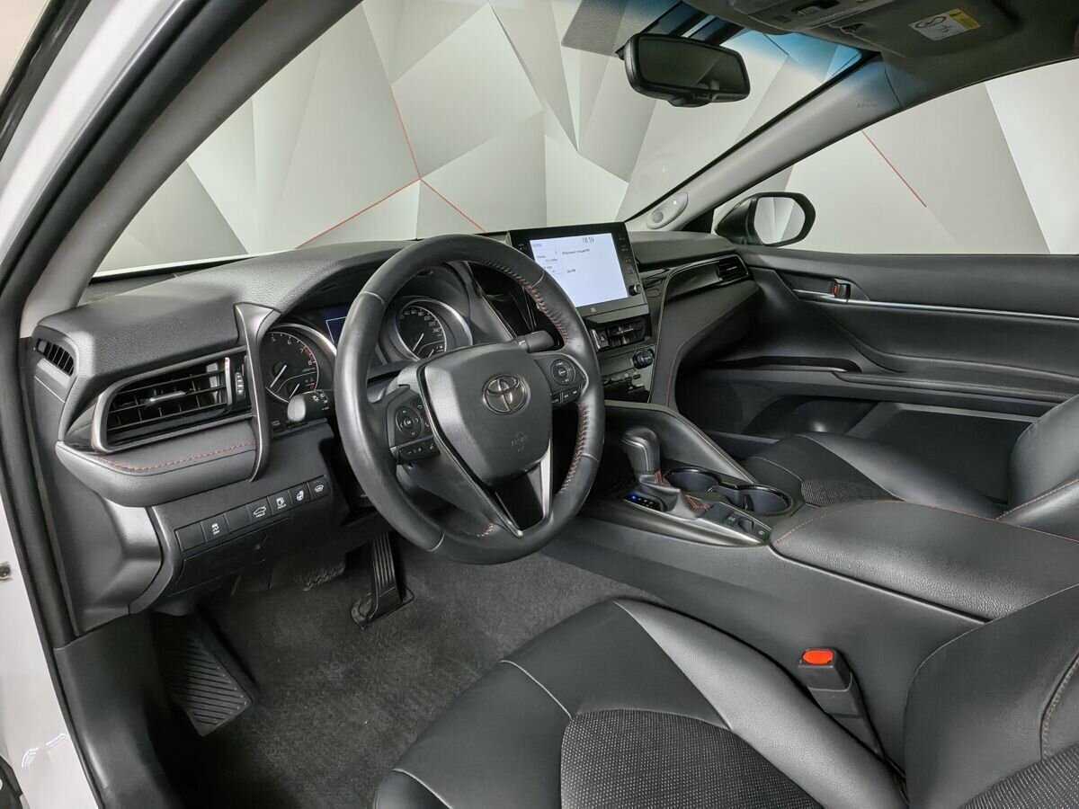 Купить Toyota Camry с пробегом. Фото: #13