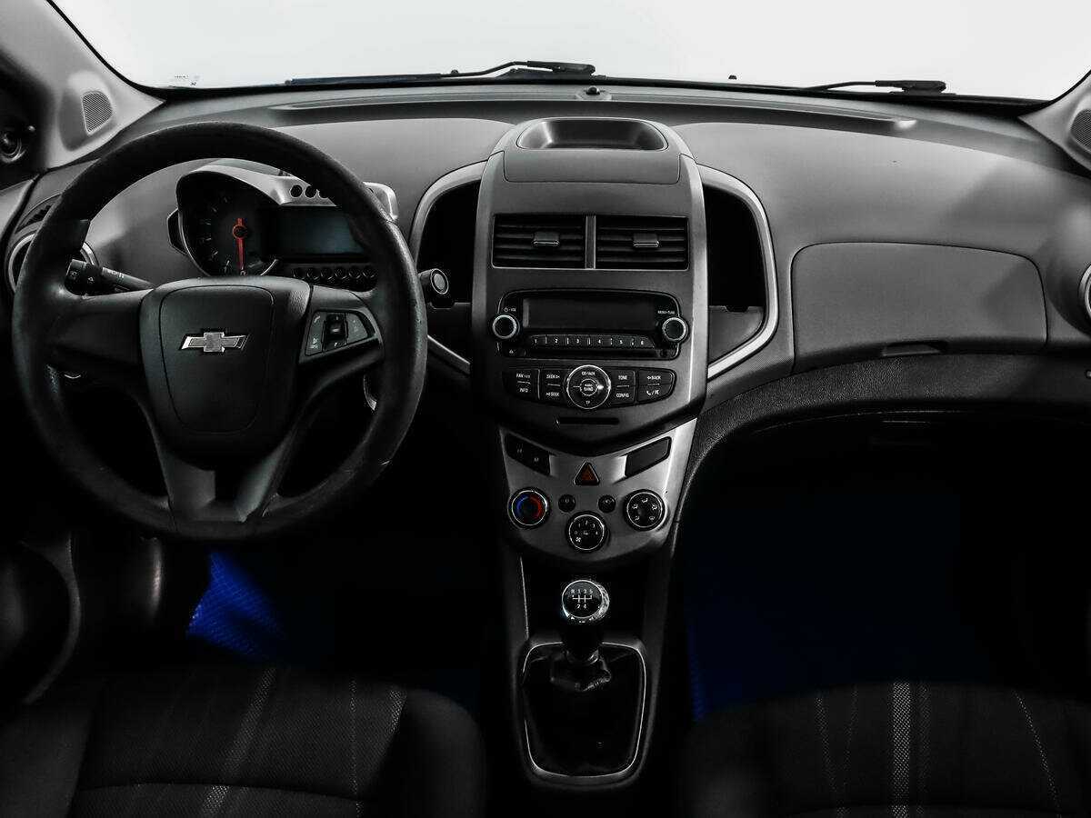 Купить Chevrolet Aveo с пробегом. Фото: #11
