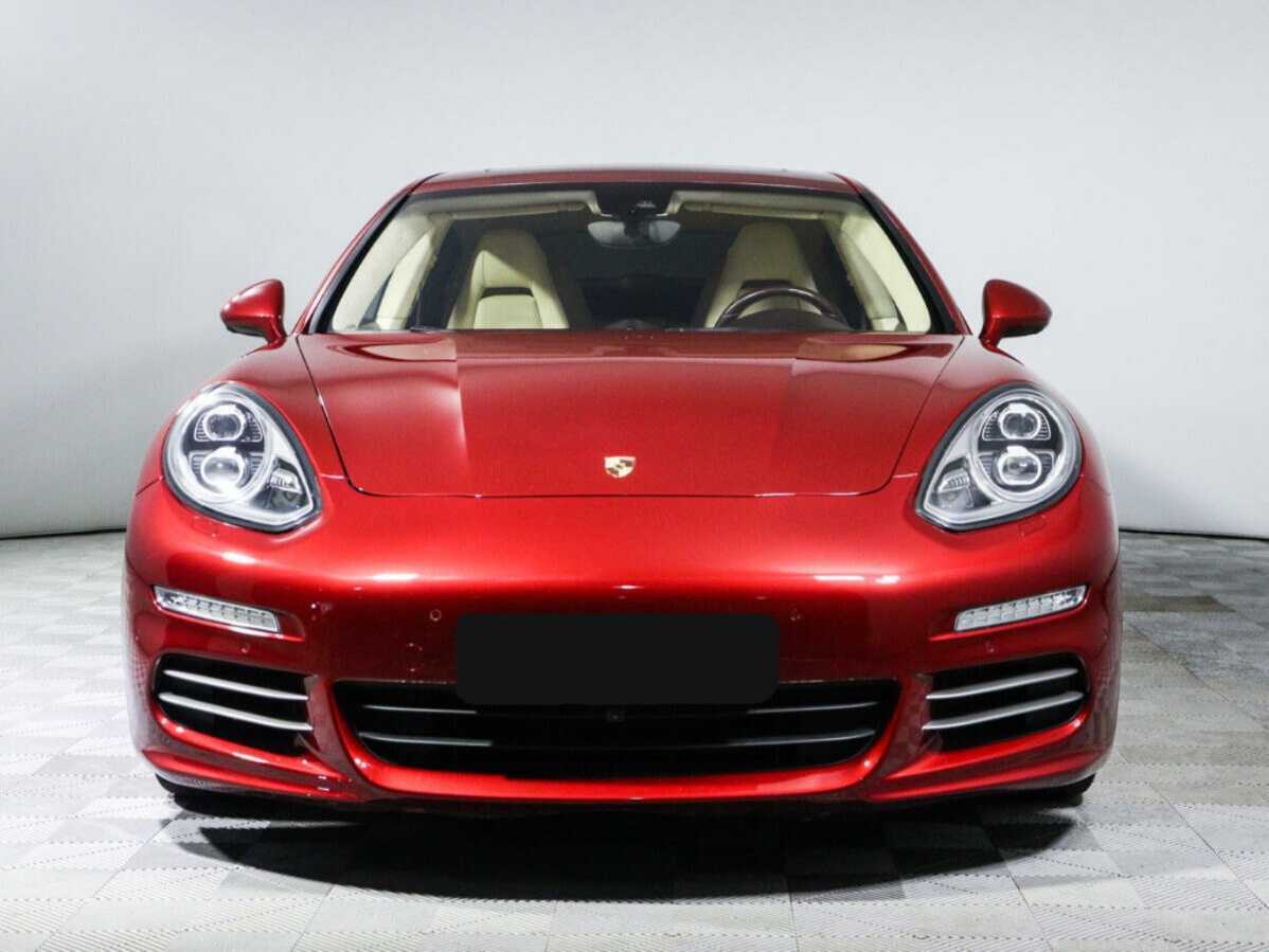 Купить Porsche Panamera с пробегом. Фото: #1