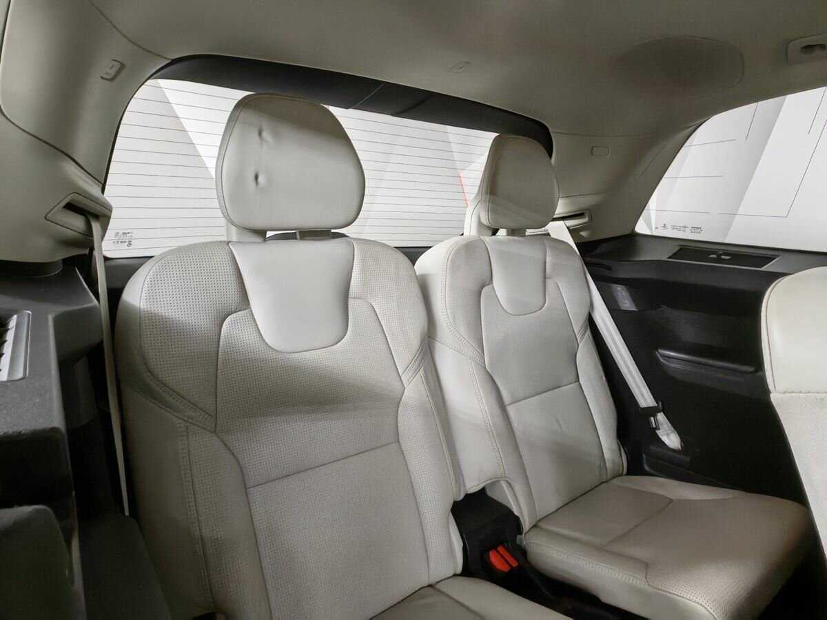 Купить Volvo XC90 с пробегом. Фото: #15