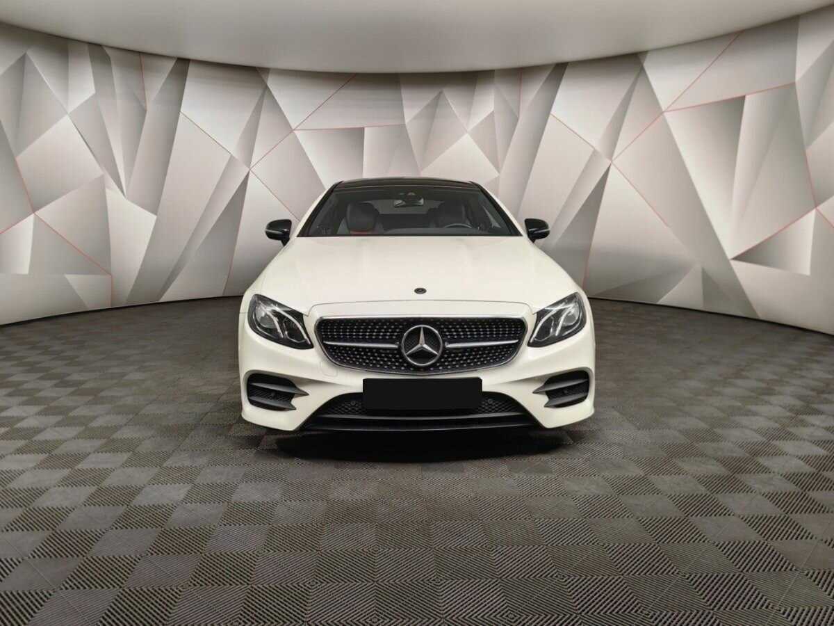 Купить Mercedes-Benz E-Класс с пробегом. Фото: #6