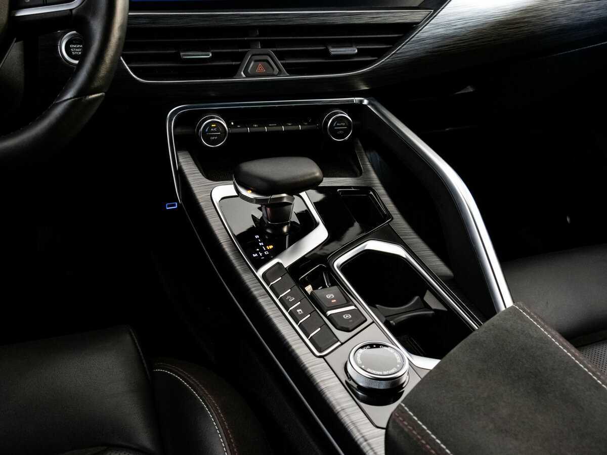Купить Geely Tugella с пробегом. Фото: #13