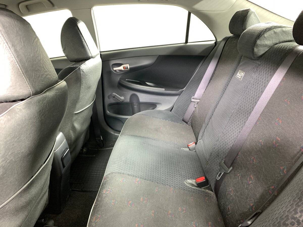 Купить Toyota Corolla с пробегом. Фото: #17