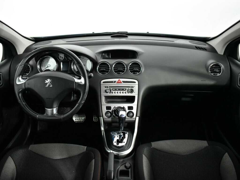 Купить Peugeot 308 с пробегом. Фото: #11
