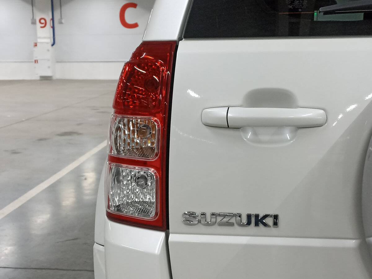 Купить Suzuki Grand Vitara с пробегом. Фото: #8